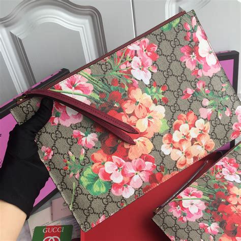 gucci pouch clutch|gucci clutch bags for women.